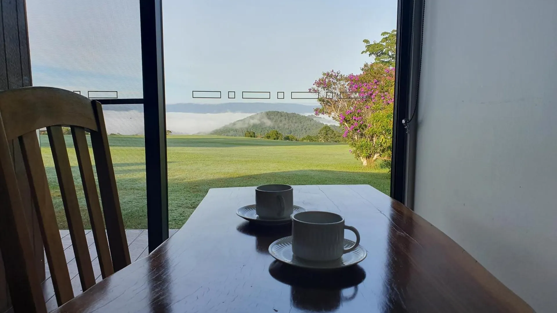 Bed and Breakfast Modern Couples Getaway Witta